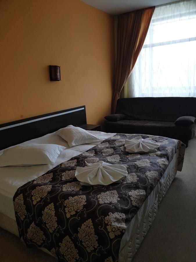 Hotel Mont Blanc à Predeal Extérieur photo