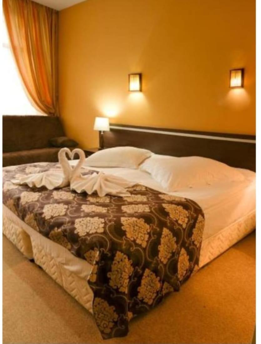 Hotel Mont Blanc à Predeal Extérieur photo